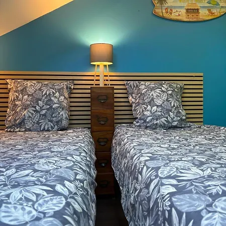 Casa de férias Charming House With Balcony Parking - Direct Paris *